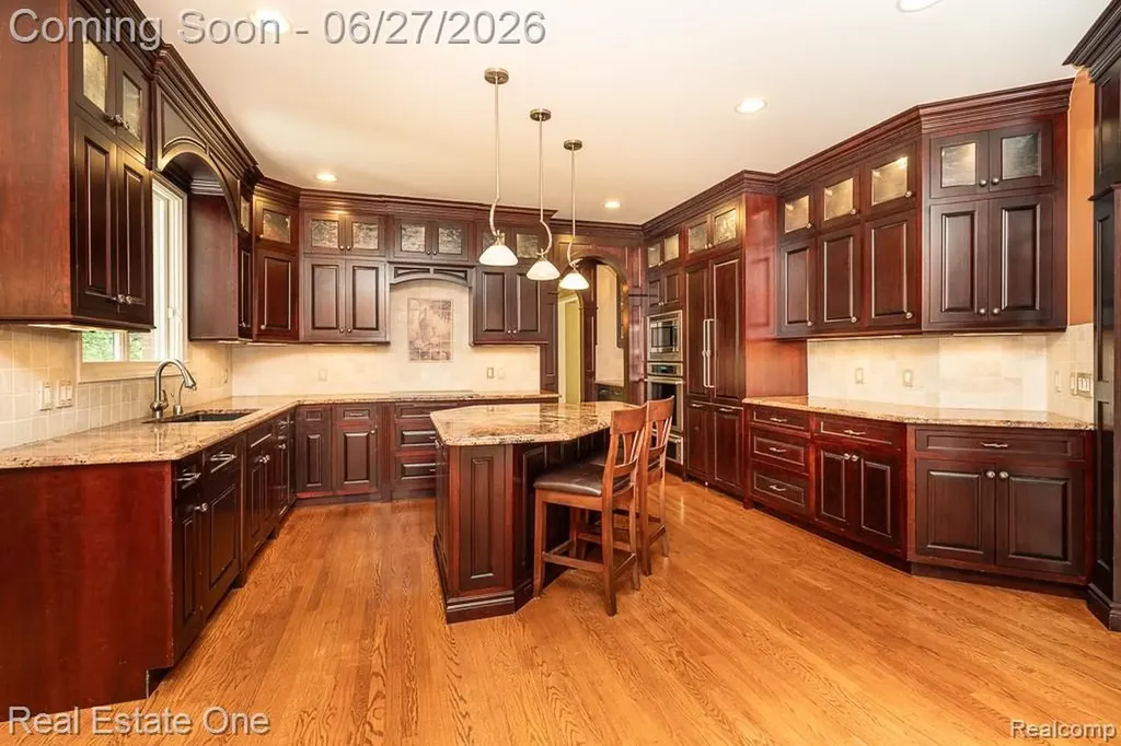 3347 Saint George Court Rochester City MI 48306