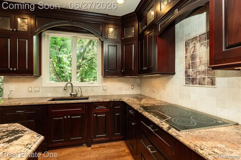 3347 Saint George Court Rochester City MI 48306