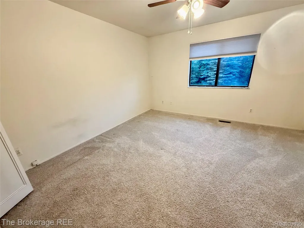 37830 Erna Drive Sterling Heights City MI 48312