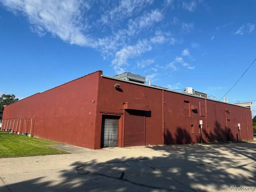 36521 Goddard Road Romulus City MI 48174