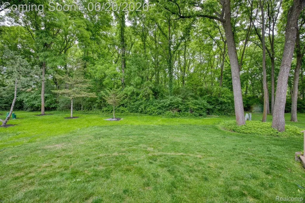 31250 Westwood Road Farmington Hills City MI 48331