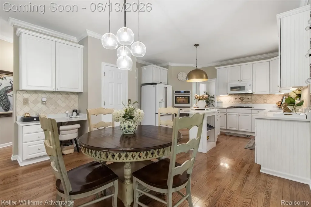 25842 Arcadia Drive Novi City MI 48374