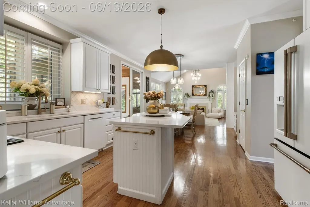 25842 Arcadia Drive Novi City MI 48374