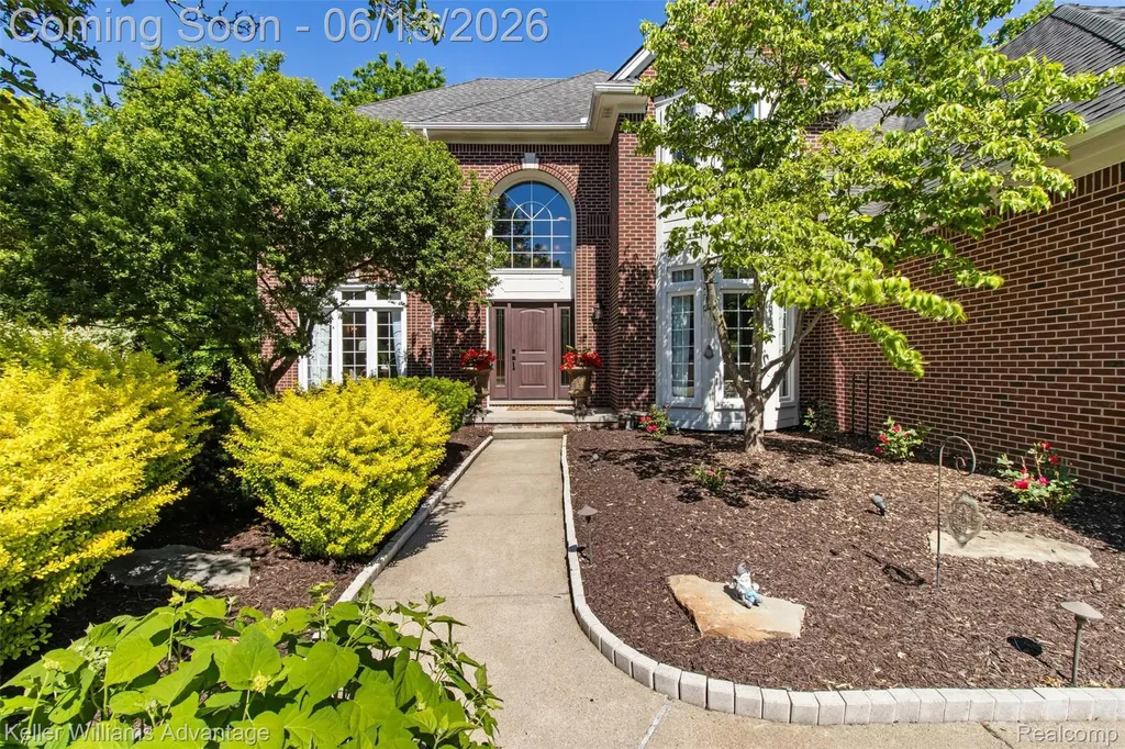 25842 Arcadia Drive Novi City MI 48374