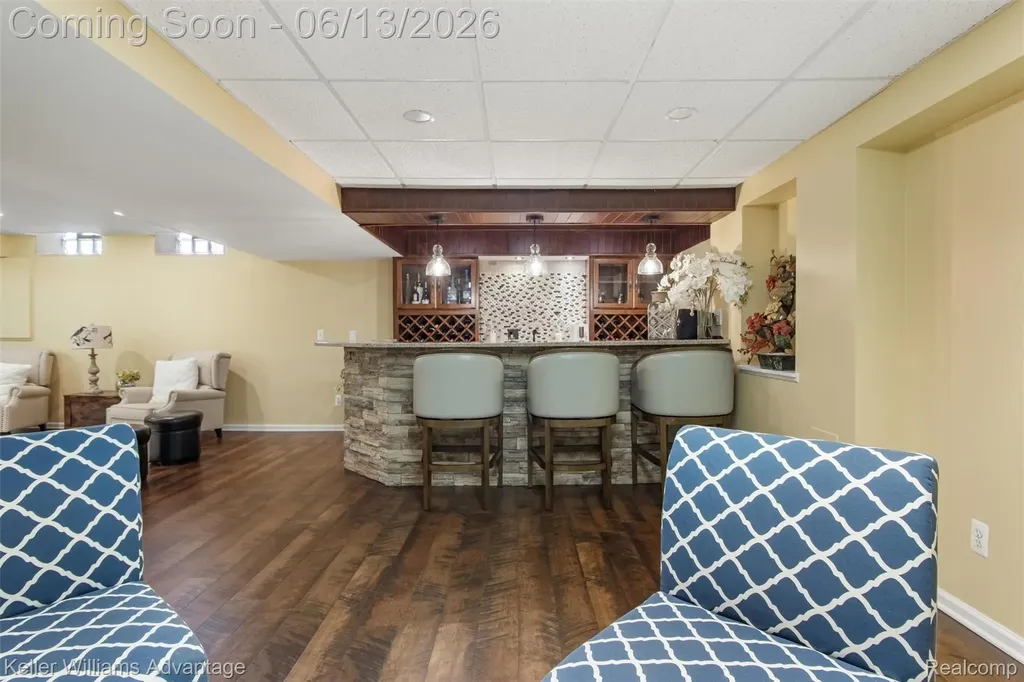 25842 Arcadia Drive Novi City MI 48374