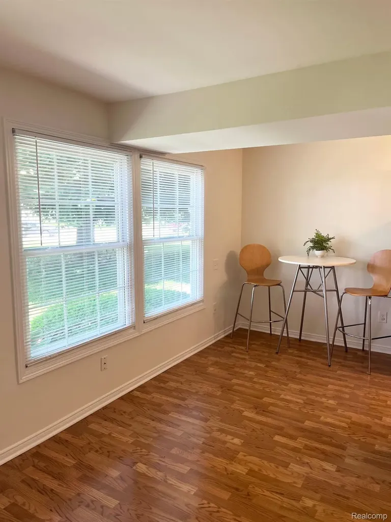2814 Willow Orion Charter Township MI 48360