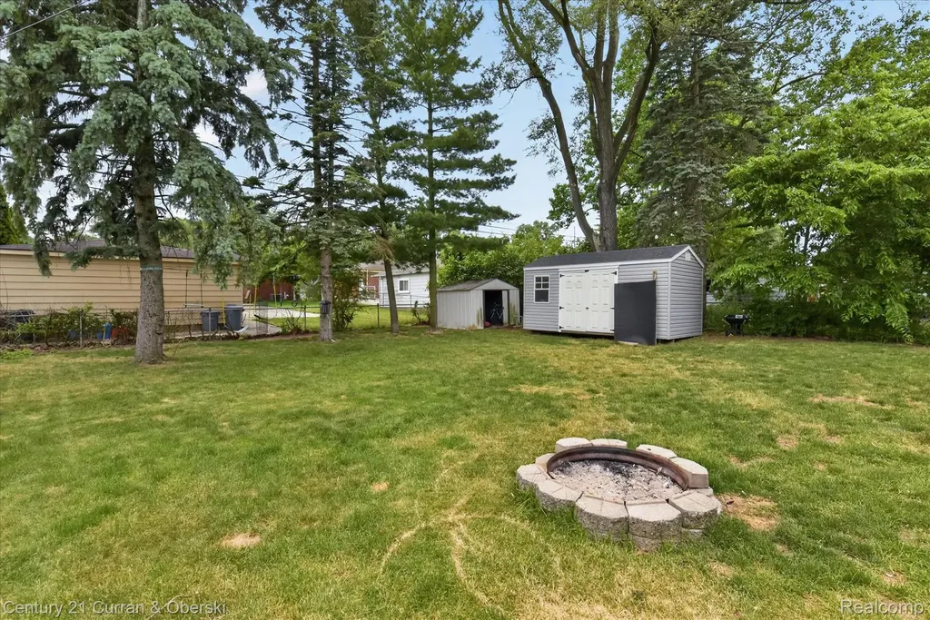 35669 Hees Street Livonia City MI 48150