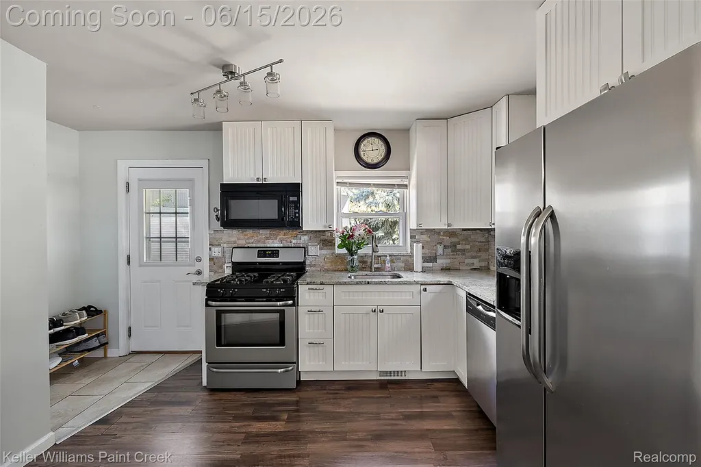 608 E Windemere Avenue Royal Oak City MI 48073