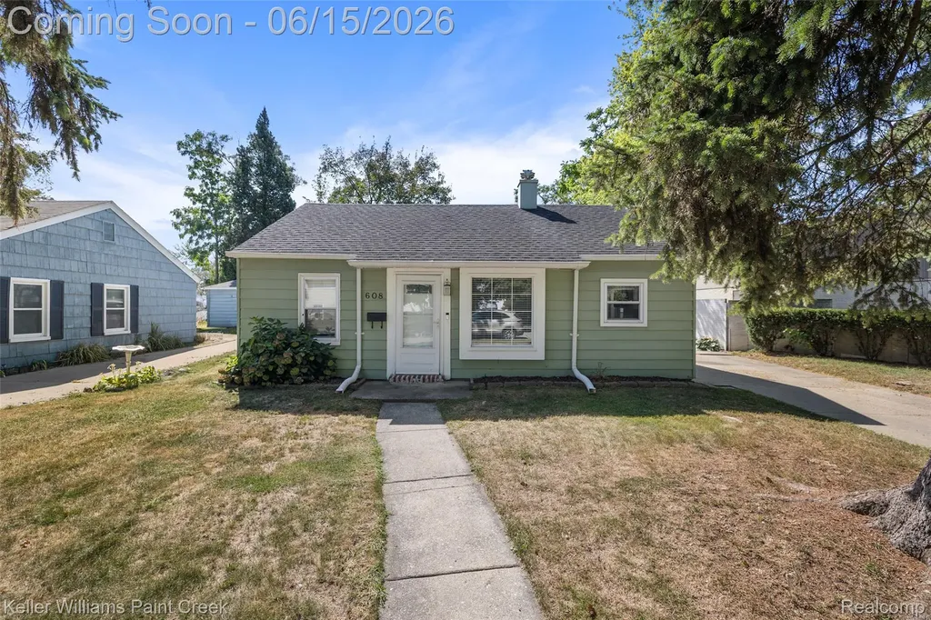 608 E Windemere Avenue Royal Oak City MI 48073