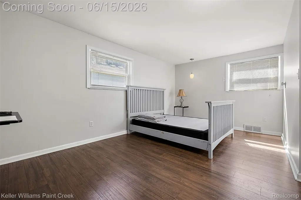 608 E Windemere Avenue Royal Oak City MI 48073