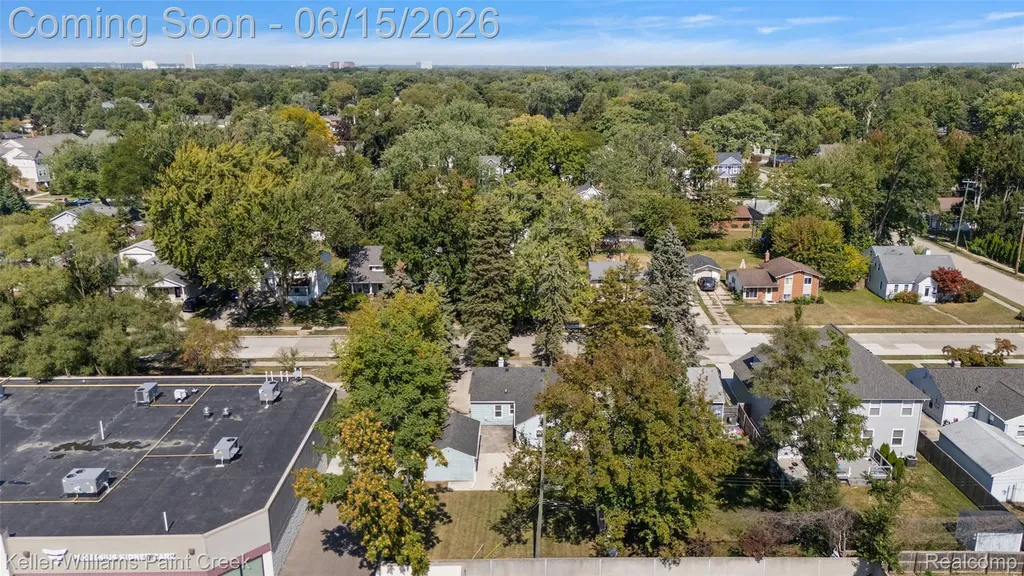 608 E Windemere Avenue Royal Oak City MI 48073
