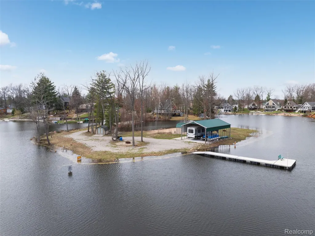 1872 Indianwood Loop Mills Township MI 48661