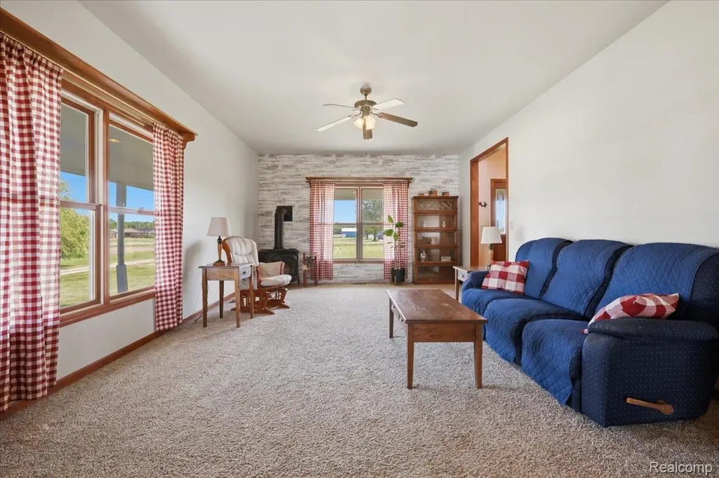 7868 Big Hand Road Columbus Township MI 48063