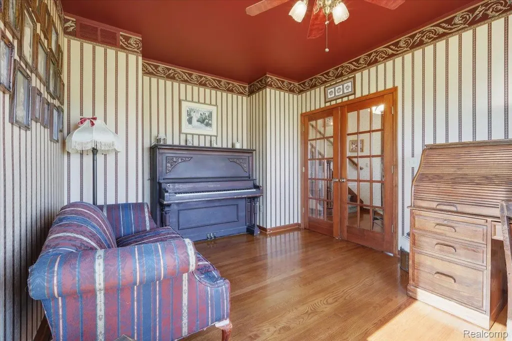 7868 Big Hand Road Columbus Township MI 48063