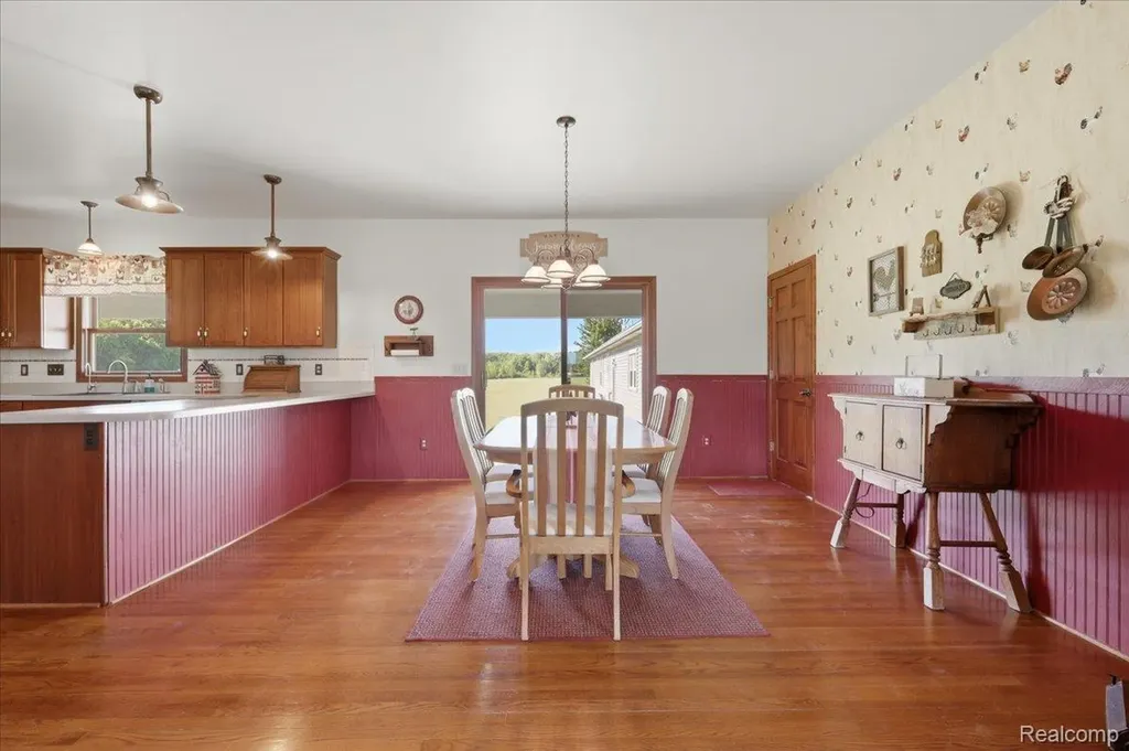 7868 Big Hand Road Columbus Township MI 48063