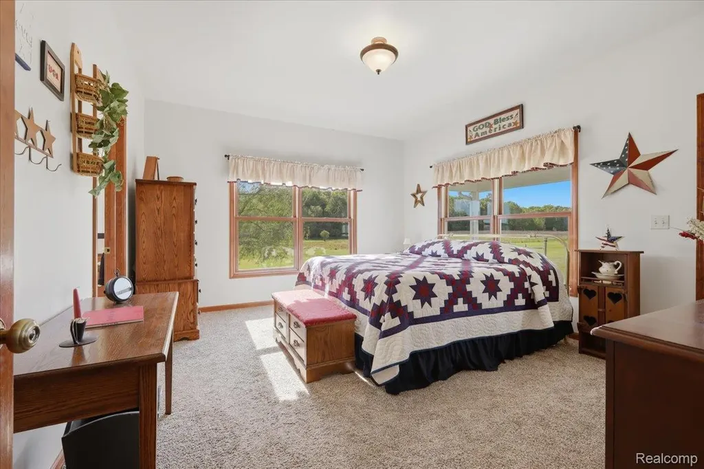 7868 Big Hand Road Columbus Township MI 48063