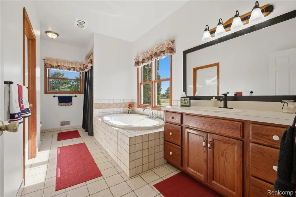 7868 Big Hand Road Columbus Township MI 48063