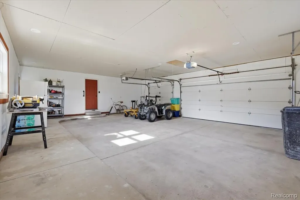 7868 Big Hand Road Columbus Township MI 48063