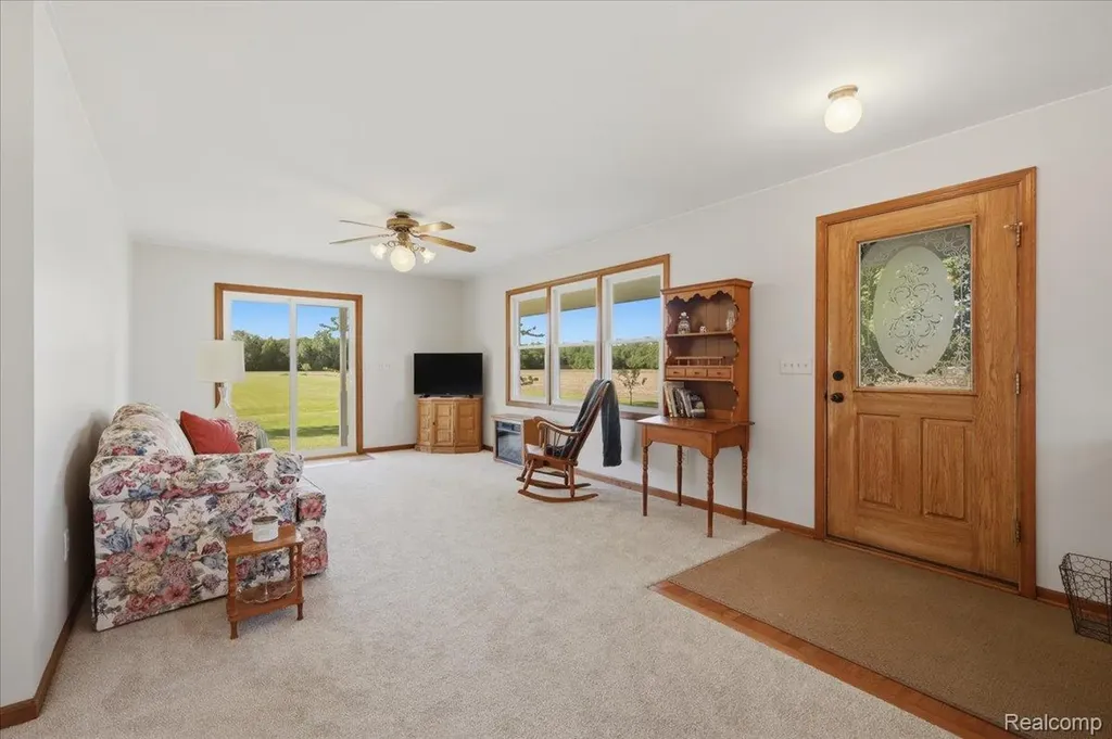 7868 Big Hand Road Columbus Township MI 48063