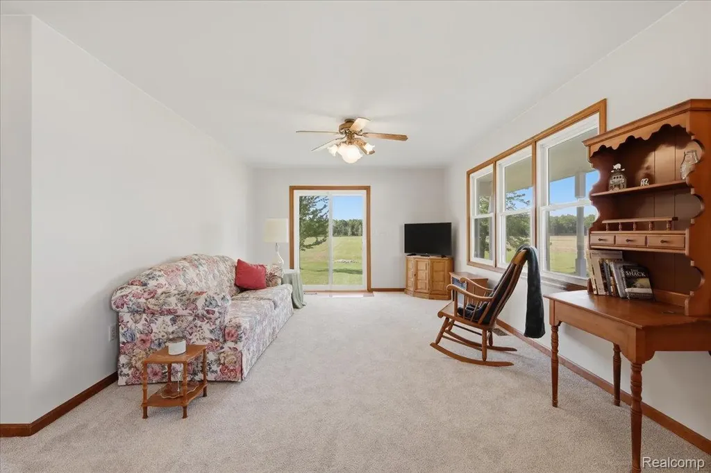 7868 Big Hand Road Columbus Township MI 48063