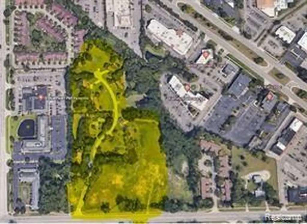 12 Mile Road Lot 21 Southfield City MI 48034