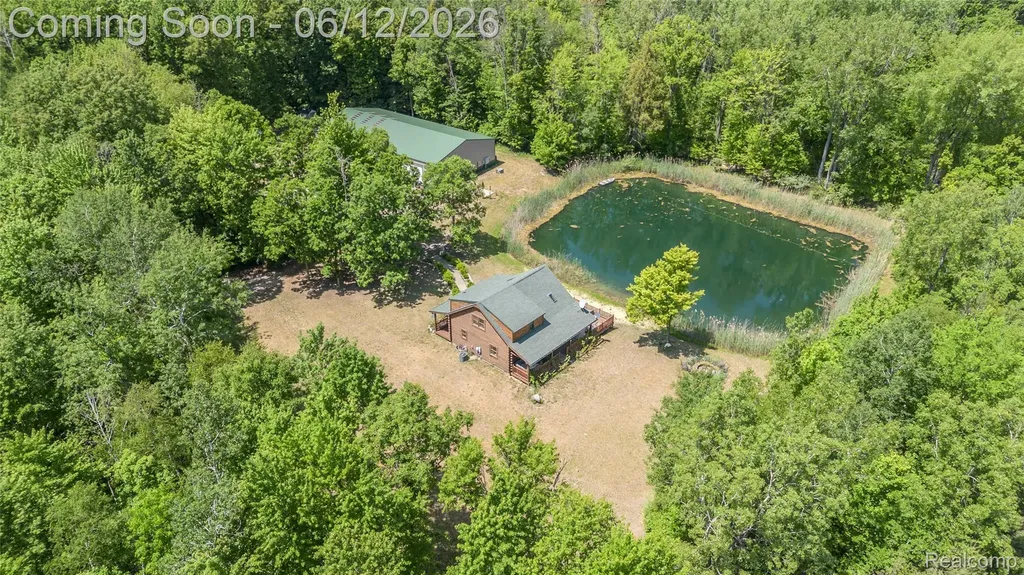 5432 N 7 Mile Road Pinconning Township MI 48650