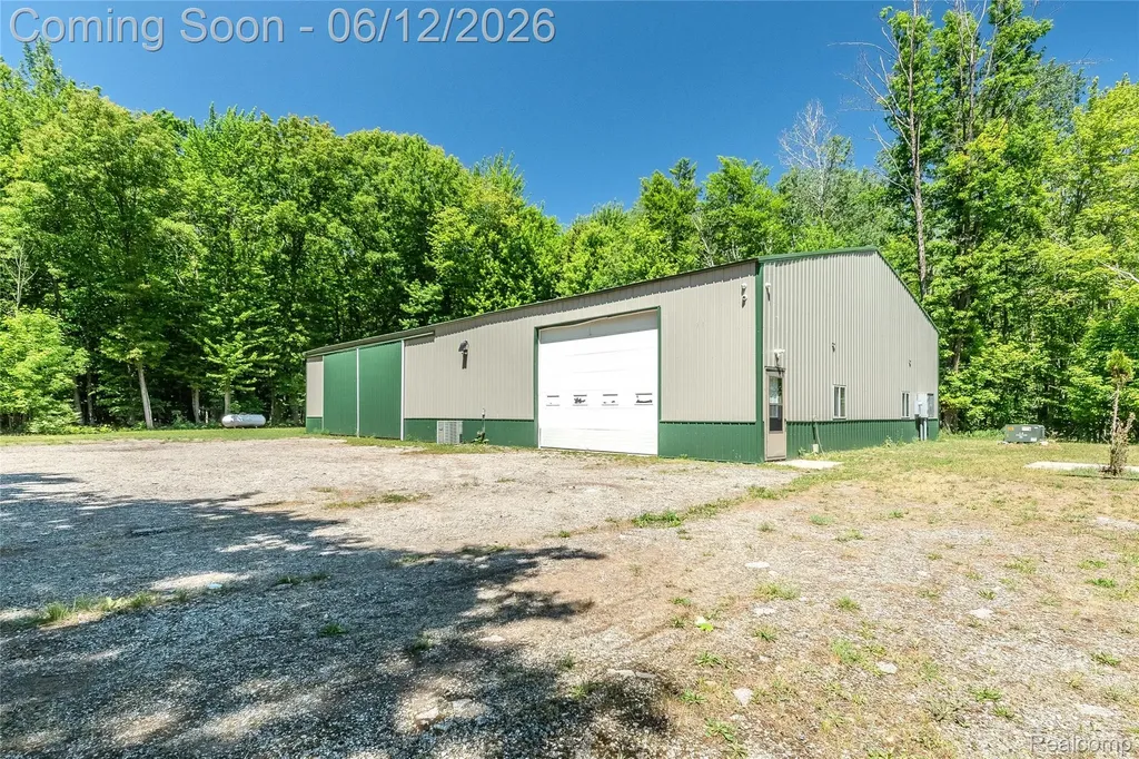 5432 N 7 Mile Road Pinconning Township MI 48650