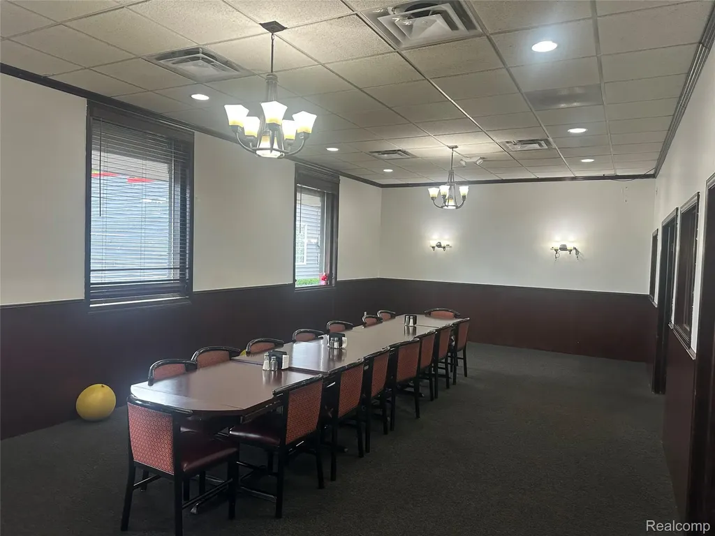 30843 Plymouth Road Livonia City MI 48150