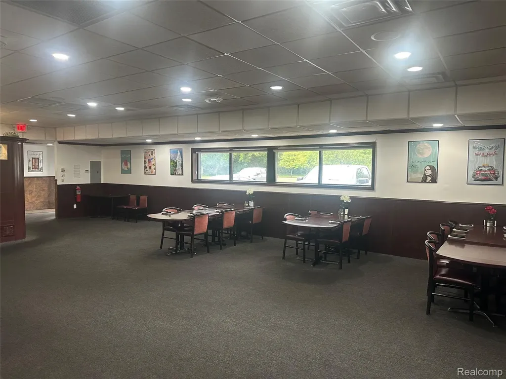 30843 Plymouth Road Livonia City MI 48150