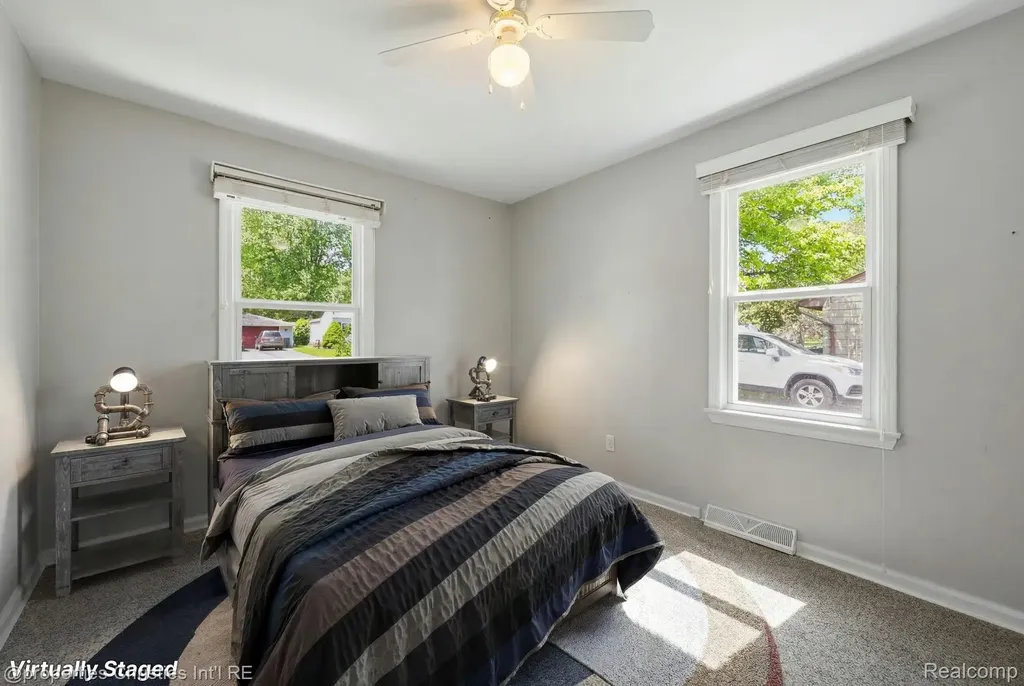 9034 Elmhurst Avenue Plymouth Charter Township MI 48170