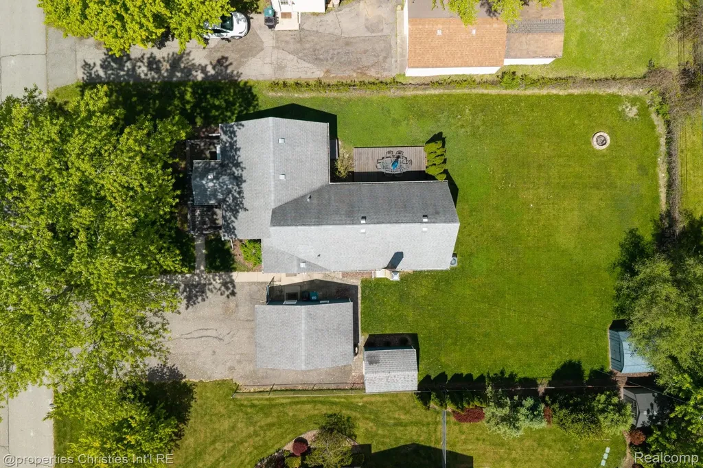 9034 Elmhurst Avenue Plymouth Charter Township MI 48170