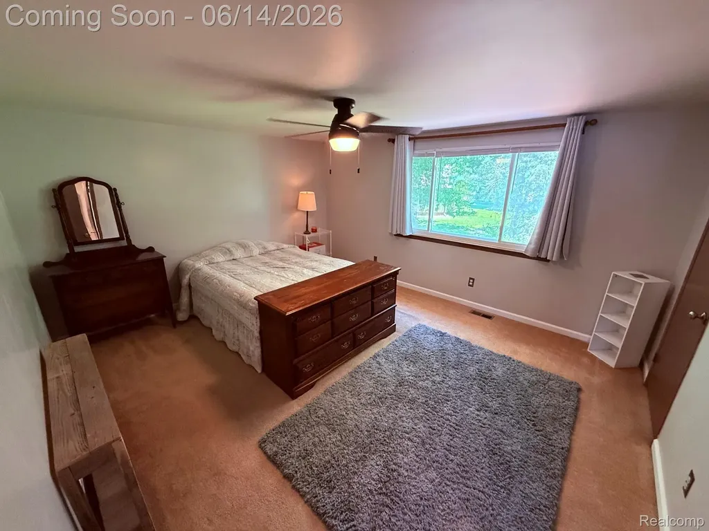 73949 Georgian Court Armada Village MI 48005
