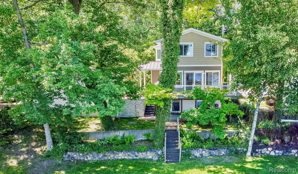 524 Fernhurst Court Orion Charter Township MI 48362