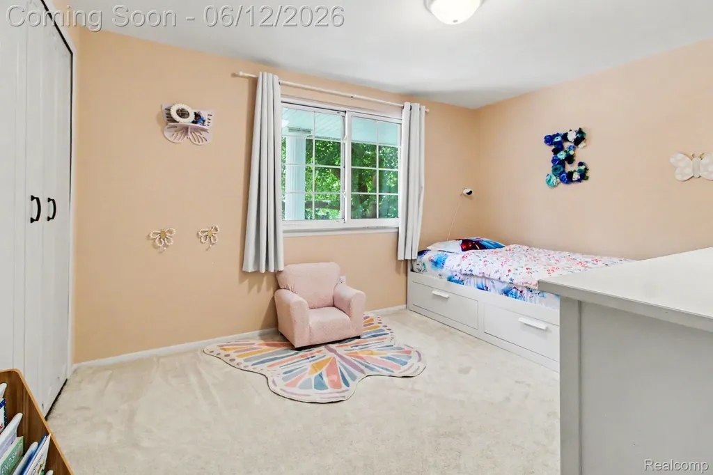 7235 Irongate Road Canton Charter Township MI 48187