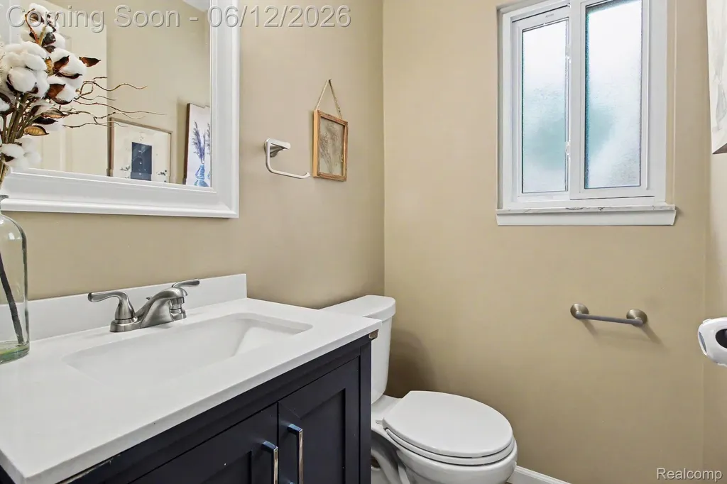 7235 Irongate Road Canton Charter Township MI 48187