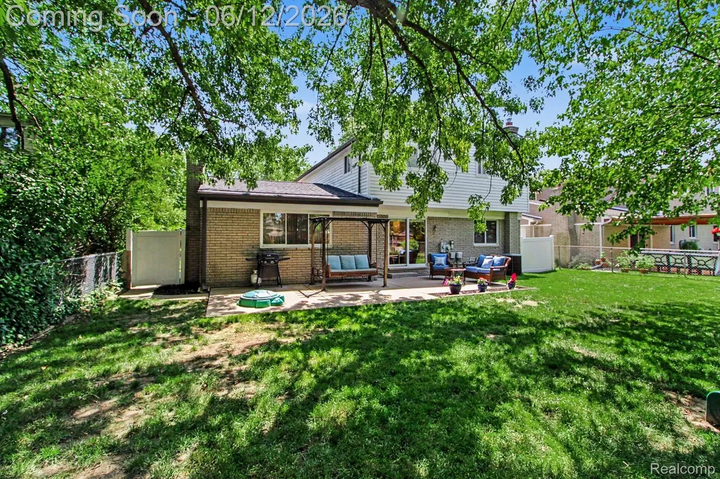7235 Irongate Road Canton Charter Township MI 48187