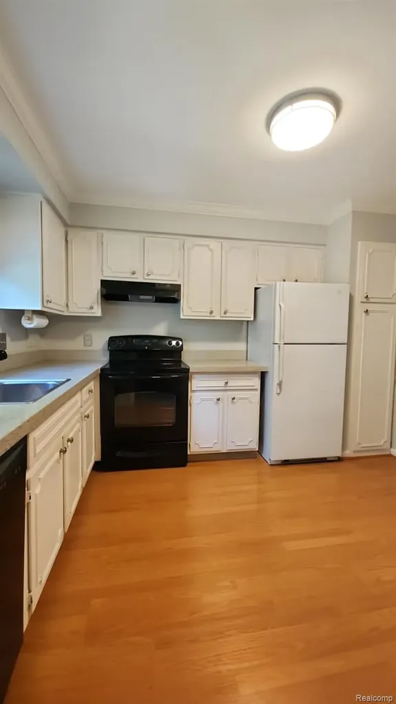 1250 Trailwood Path Bloomfield Hills City MI 48301