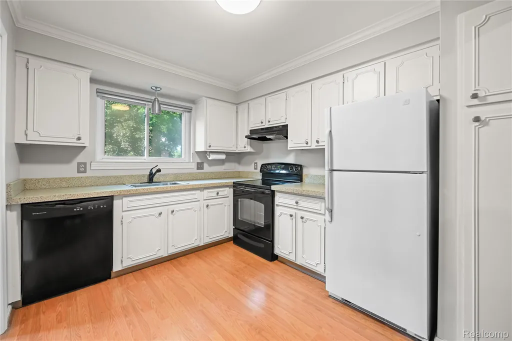 1250 Trailwood Path Bloomfield Hills City MI 48301