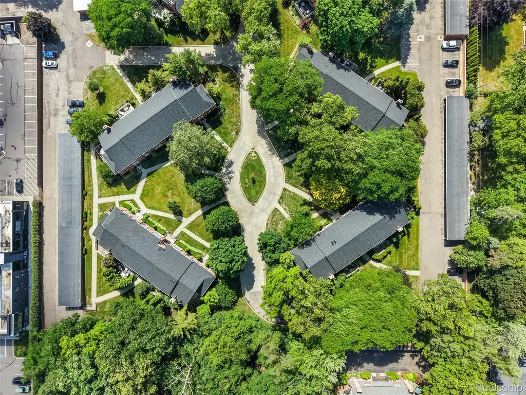 1250 Trailwood Path Bloomfield Hills City MI 48301