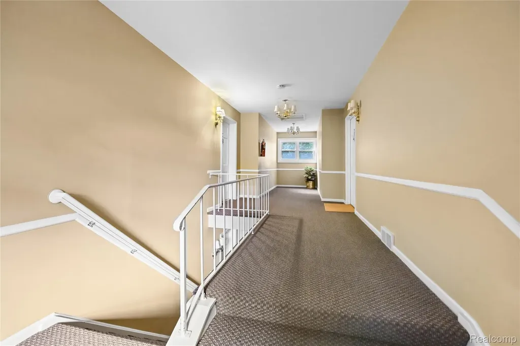 1250 Trailwood Path Bloomfield Hills City MI 48301