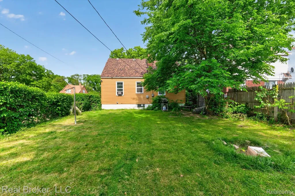 20115 Pelkey Street Detroit City MI 48205