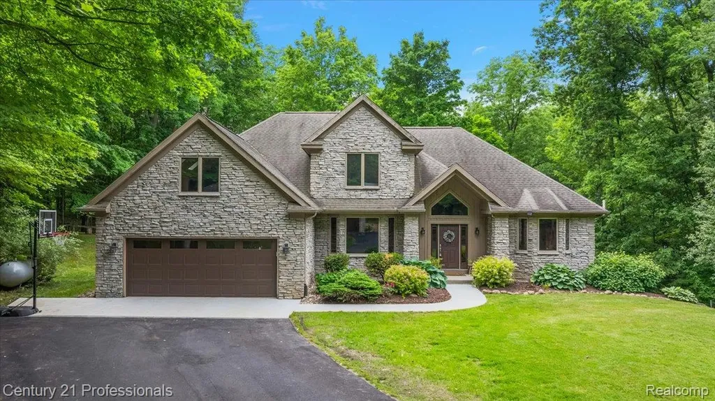 9867 Rainbow Ridge Drive Prairie Ronde Township MI 49087