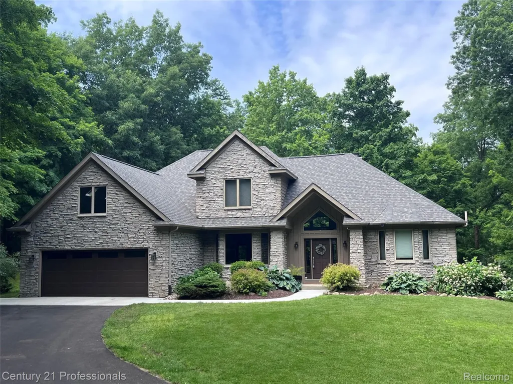 9867 Rainbow Ridge Drive Prairie Ronde Township MI 49087