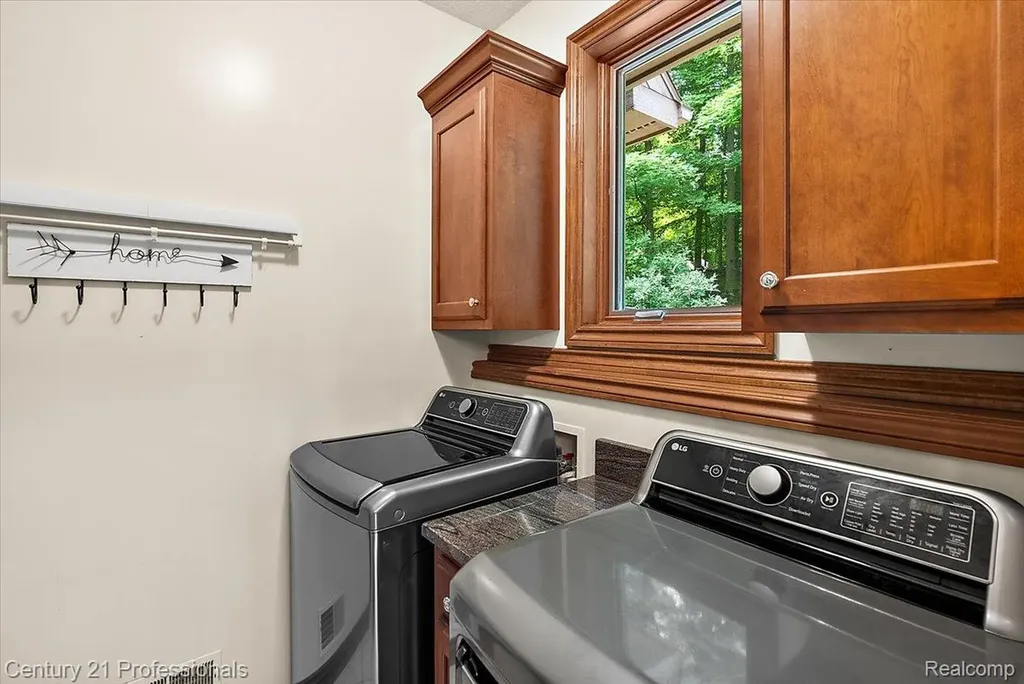 9867 Rainbow Ridge Drive Prairie Ronde Township MI 49087