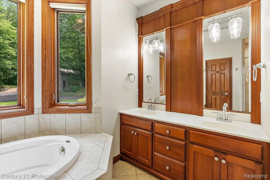 9867 Rainbow Ridge Drive Prairie Ronde Township MI 49087