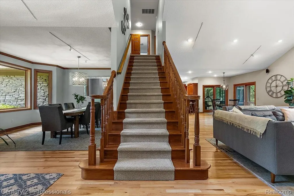 9867 Rainbow Ridge Drive Prairie Ronde Township MI 49087