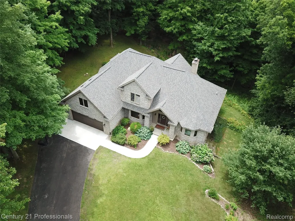9867 Rainbow Ridge Drive Prairie Ronde Township MI 49087