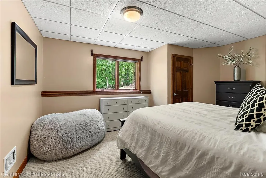 9867 Rainbow Ridge Drive Prairie Ronde Township MI 49087