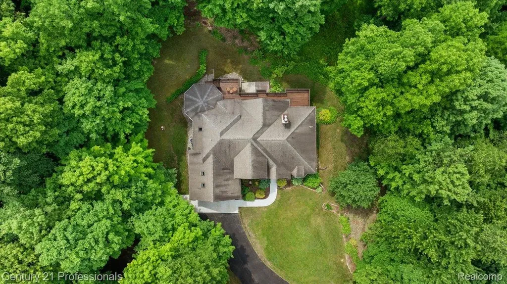 9867 Rainbow Ridge Drive Prairie Ronde Township MI 49087