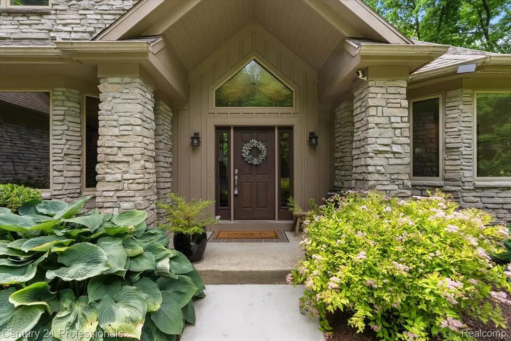 9867 Rainbow Ridge Drive Prairie Ronde Township MI 49087